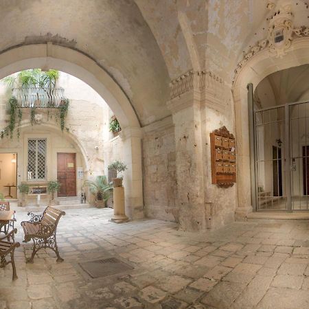 Forleo Historic Apartments - Treb Collection Лечче Экстерьер фото