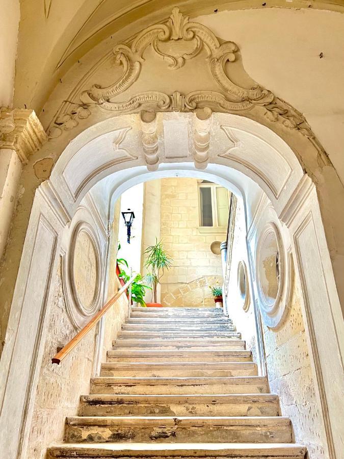Forleo Historic Apartments - Treb Collection Лечче Экстерьер фото