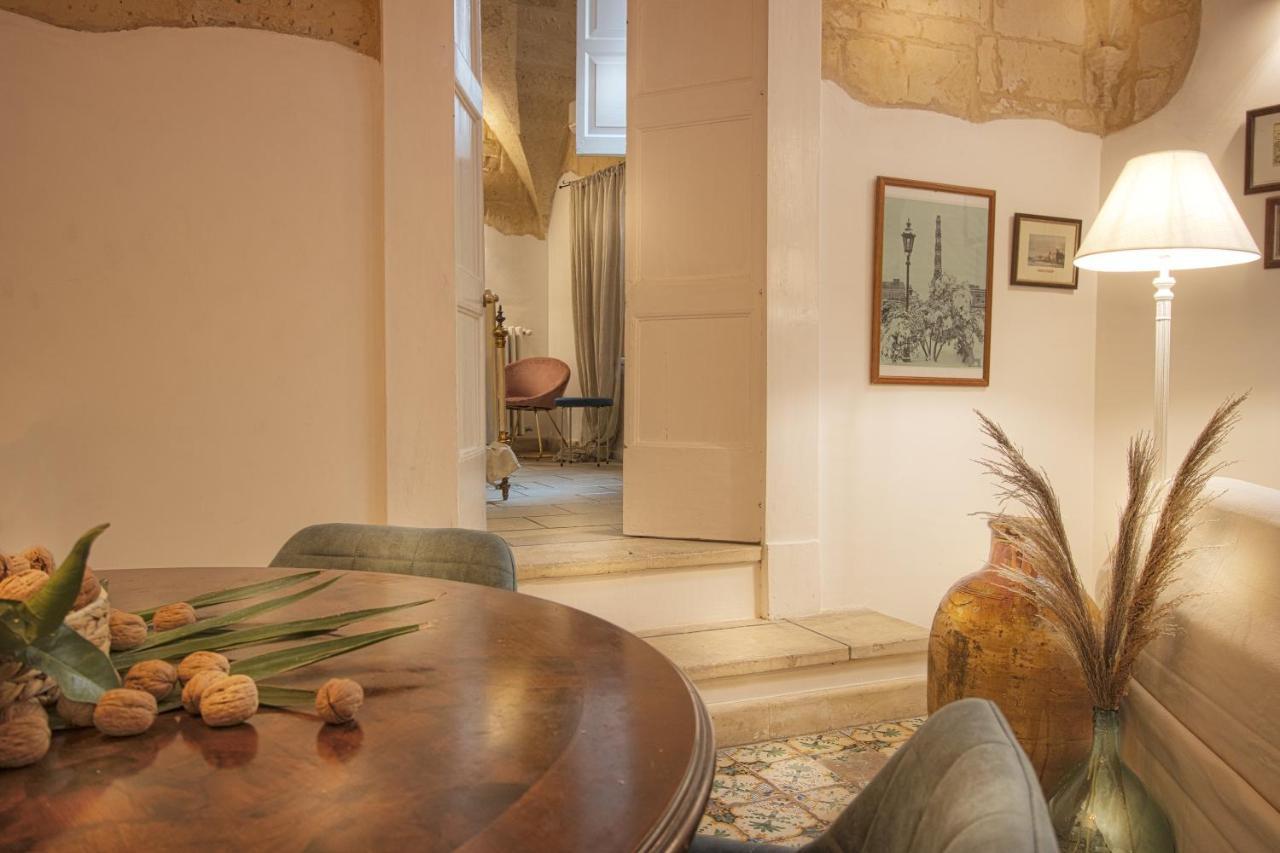 Forleo Historic Apartments - Treb Collection Лечче Экстерьер фото